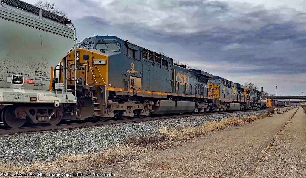 CSX 9